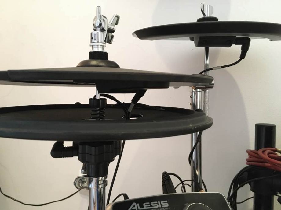 Alesis dm8 usb kit прошивка