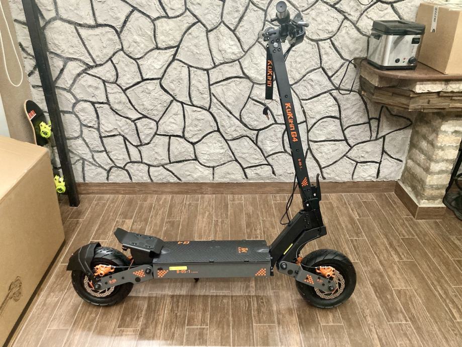 Kukirin G4 2000w 70km/h NOVO elektricni romobil