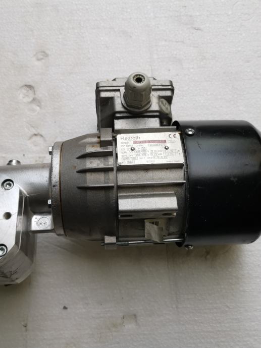 Elektromotor sa reduktorom 0.18 kW