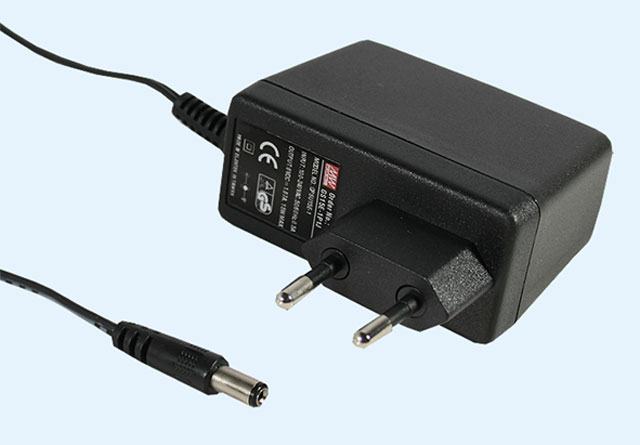 AC/DC adapter, punjač 14,4V - 1,04A