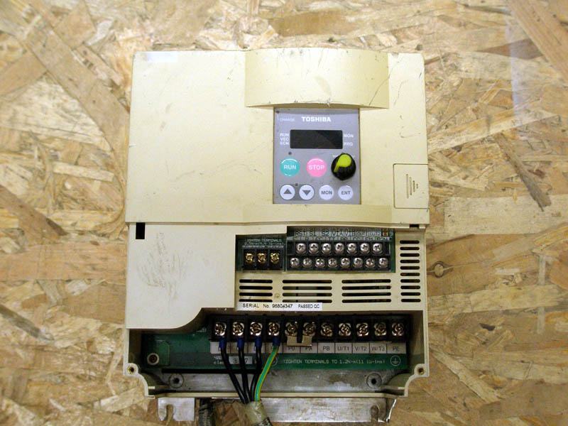 Frekventni pretvarač / regulator TOSHIBA 5,5kW