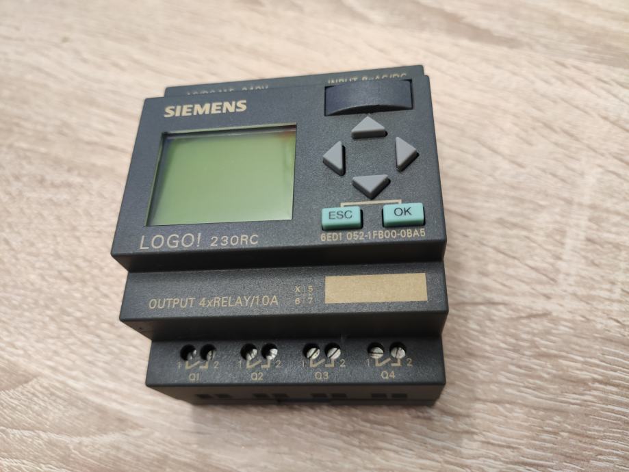 PLC Siemens LOGO 230RC