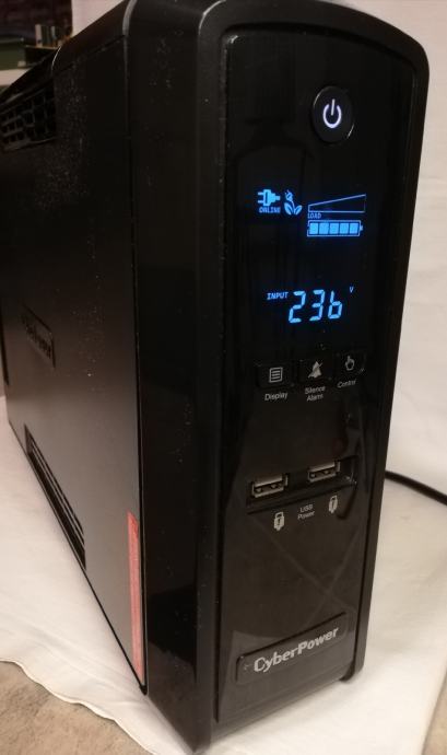 Ups 1500VA / 900W ( sinusni pretvarač )