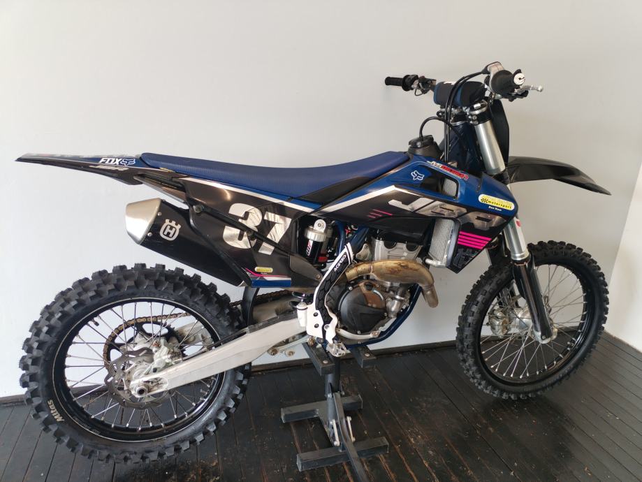 Husqvarna FC 250 ELEKTRO STARTER, 2019 god.