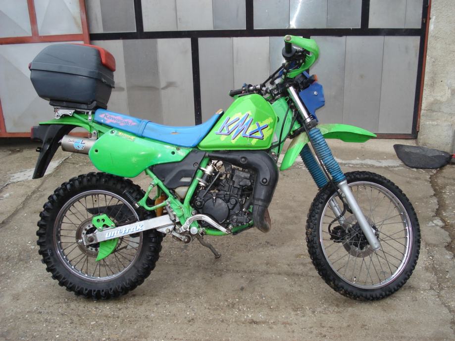 kawasaki kmx 125 wheelie