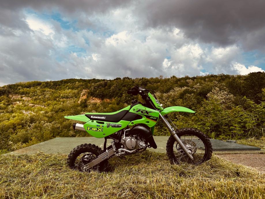 Kawasaki kx65, 2022 god.