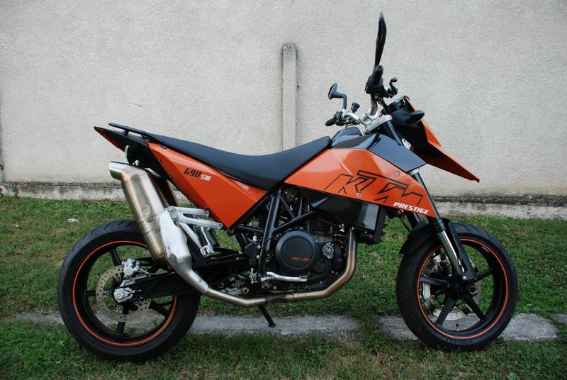 KTM 690 SM PRESTIGE 640 cm3 HITNO, 2007 god.