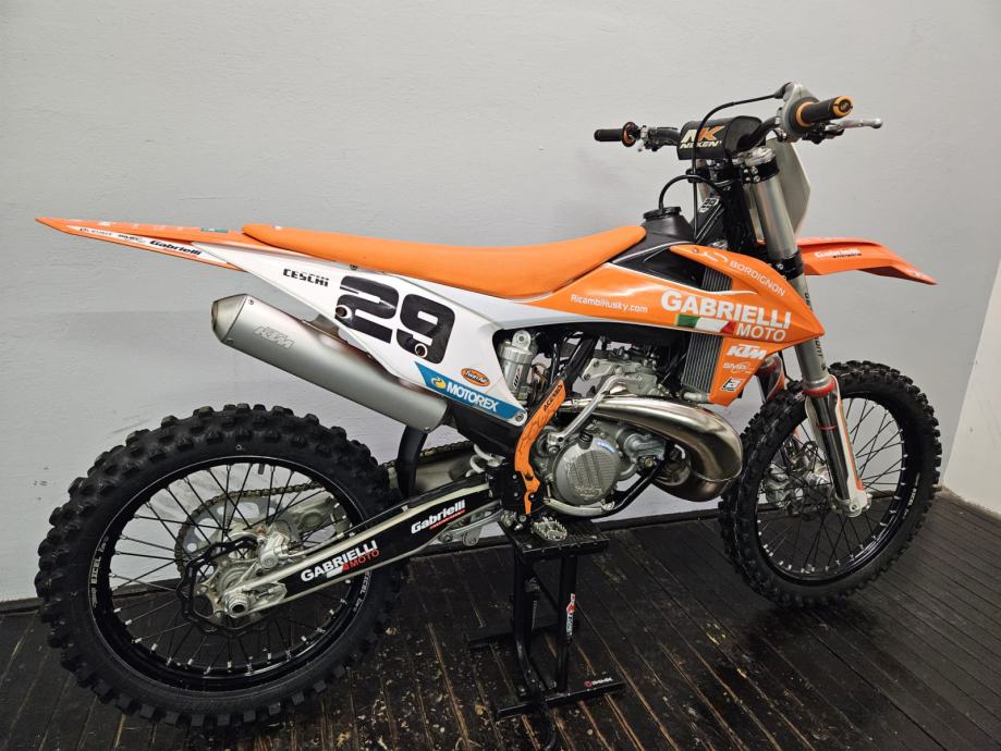 KTM SX 250 cm3, 2021 god.