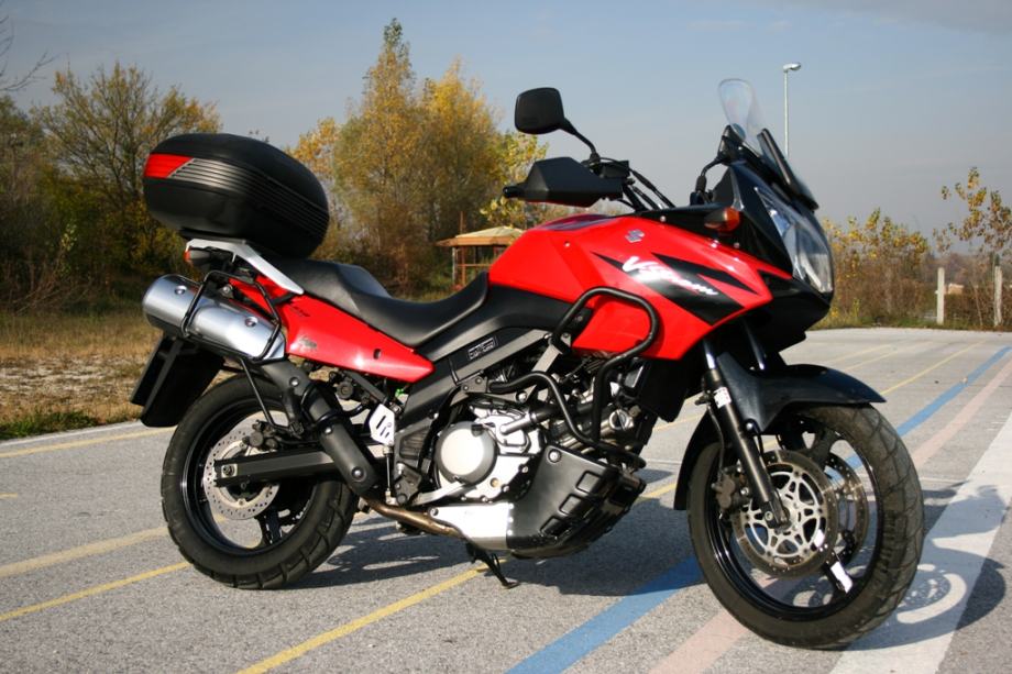 Suzuki V strom DL 650 cm3, 2005 god.