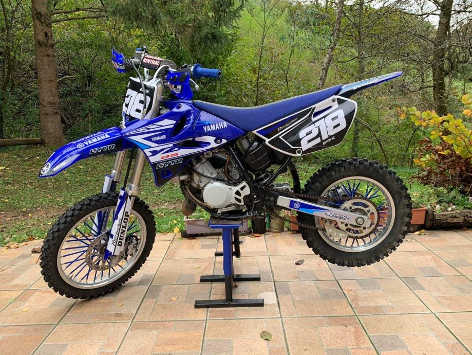 Yamaha YZ85 CROSS 2T NOVE GUME-LANČANICI-PLASTIKE-GENERALKA! TOP!, 2008 god.