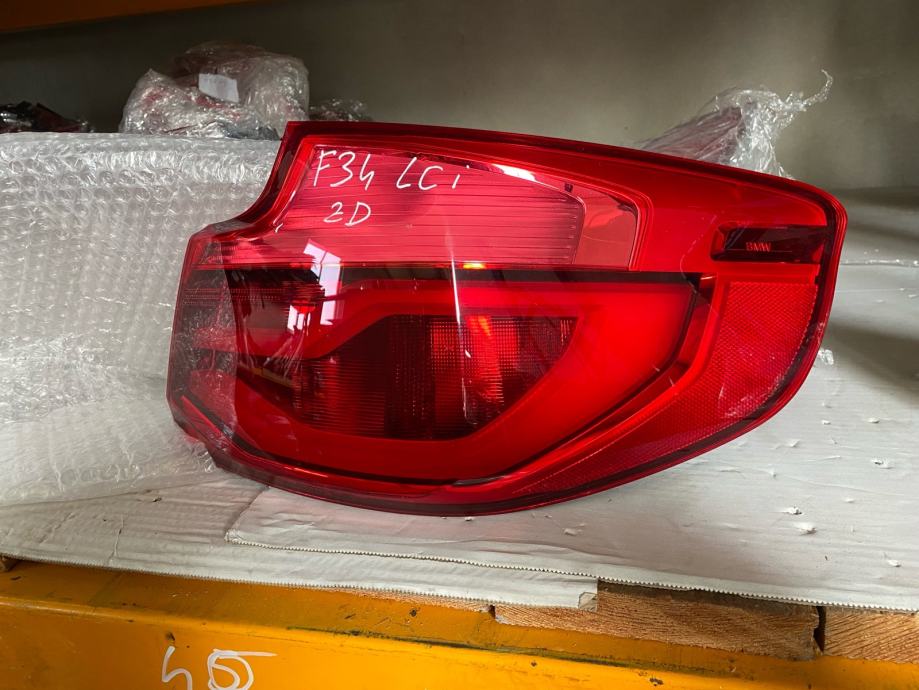 Bmw f34 lci zadnja desna Lampa