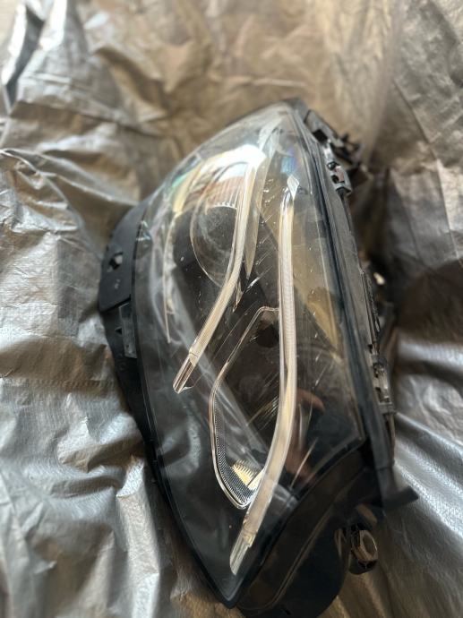 FAR LAMPA PREDNJA LIJEVA MERCEDES E-KLASA W213 A2139064004KZ