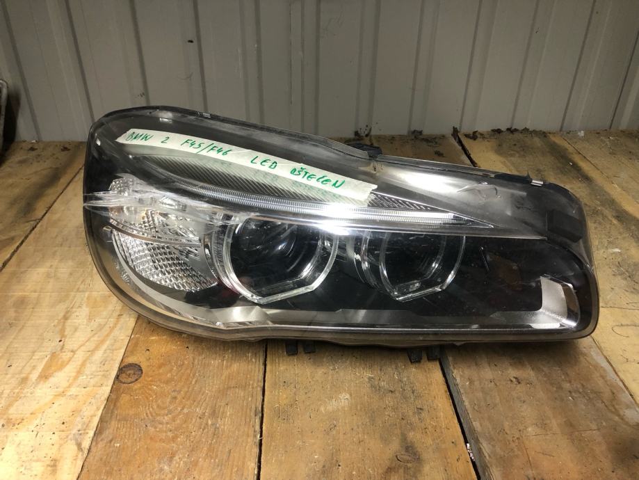 LAMPA FAR DESNI FULL LED BMW 2 F45 7214904-01 OŠTEĆENO STAKLO VANJSKO