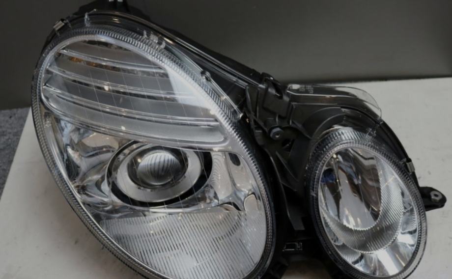 LAMPA FAR PREDNJI LIJEVI MERCEDES W211 06-09 HALOGEN