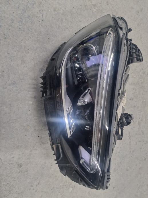 Mercedes C klasa led far A2069064803