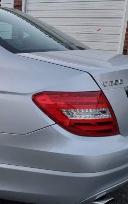 Mercedes C klasa w204 zadnja lijeva Štop lampa led modifikat