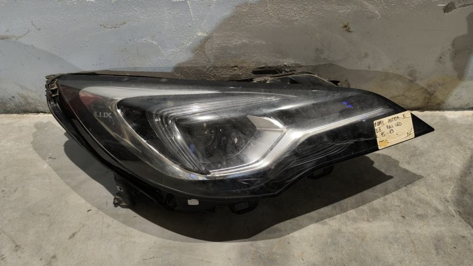 OPEL ASTRA K LED FAR LAMPA DESNA 39023763