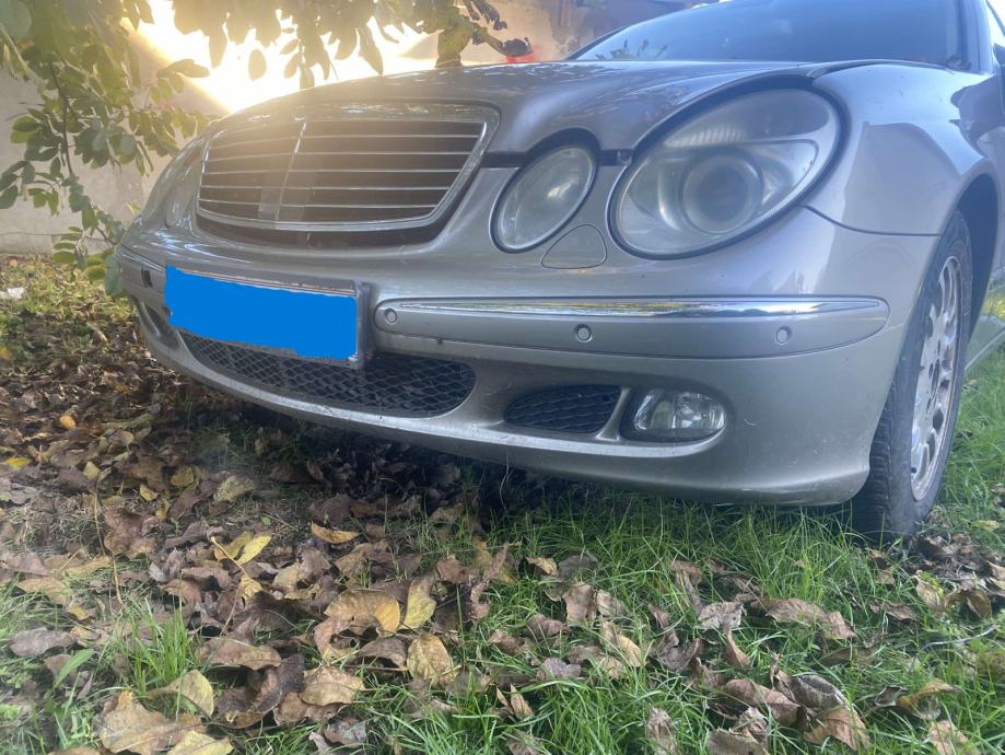 Prodajem prednje farove Mercedes E-klasa W211