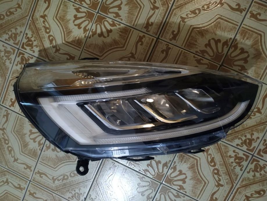 Renault clio IV, prednje desno svjetlo, FULL LED, 260100274R