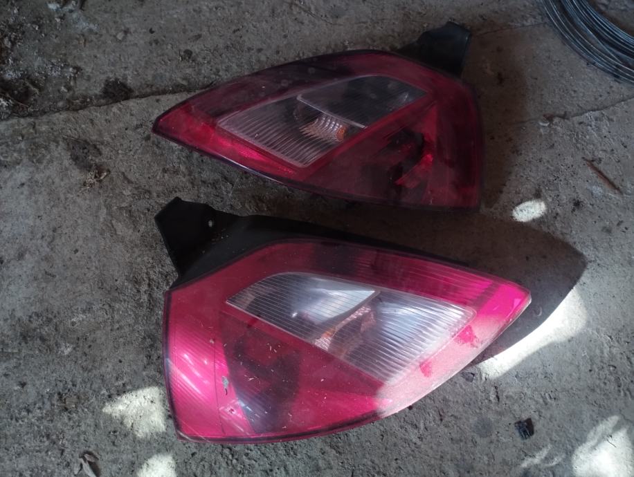 Renault Megane 2 zadnje lampe