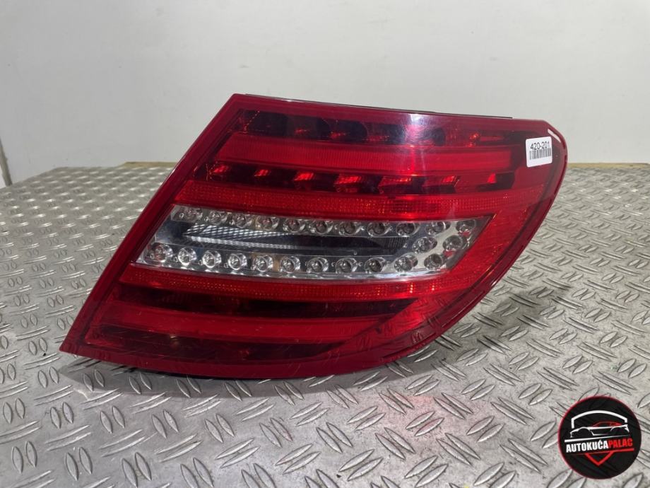 ŠTOPA MERCEDES W204 11-15 2048205864 420-201 DESNA LED C-KLASA