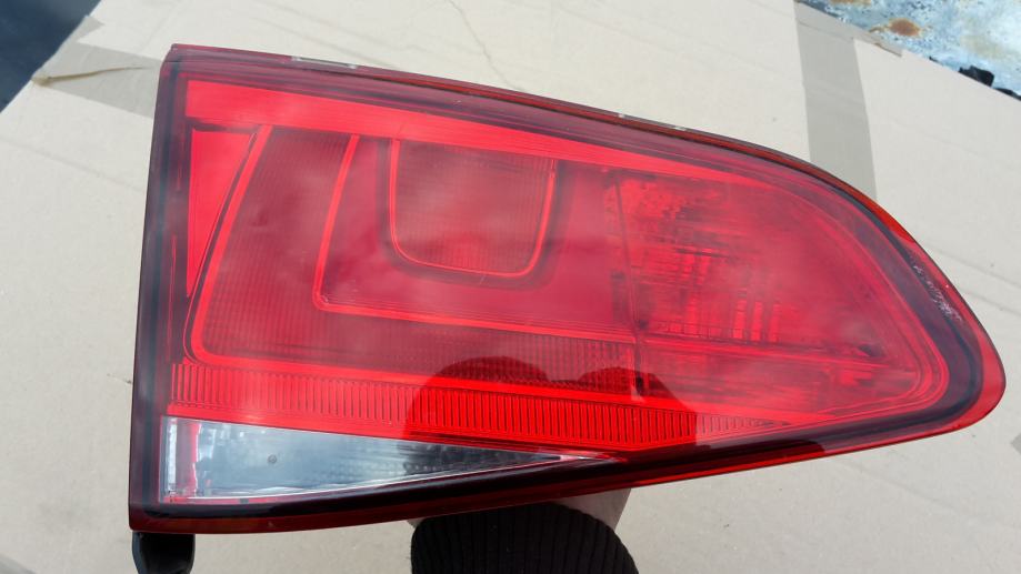 VW GOLF 7 - STOP LAMPA LIJEVA UNUTARNJA