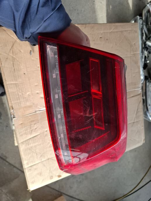 Vw Passat 3g5945096h zadnju led lampu prodajem