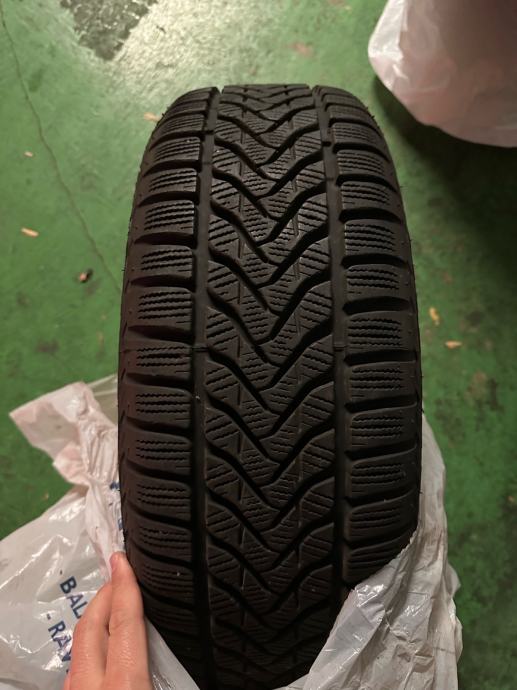 Bmw Čelične felge 15'' 5x120 gume Zimske kao nove 7mm 140€ set