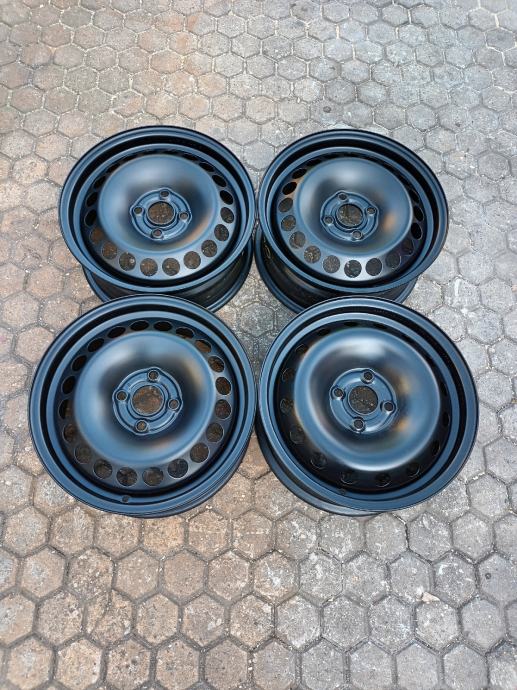 Čelične felge 15'' rupe 4x100 Fiat Grande Punto 4 kom.