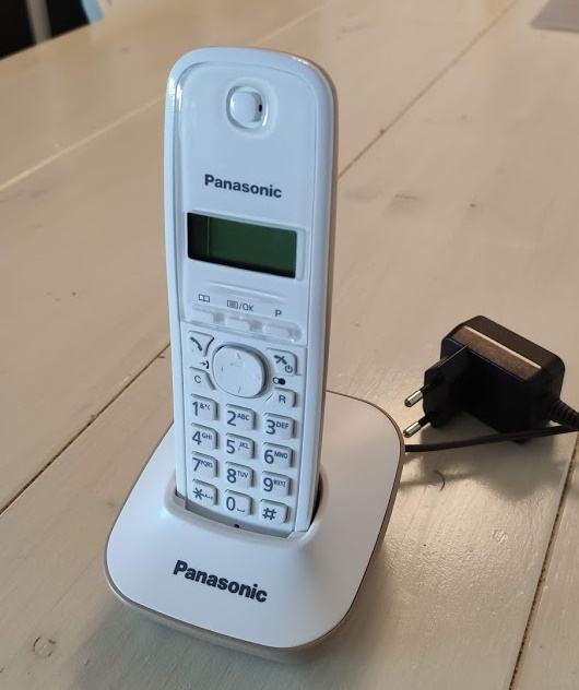 Bežični fiksni telefon Panasonic, bijeli
