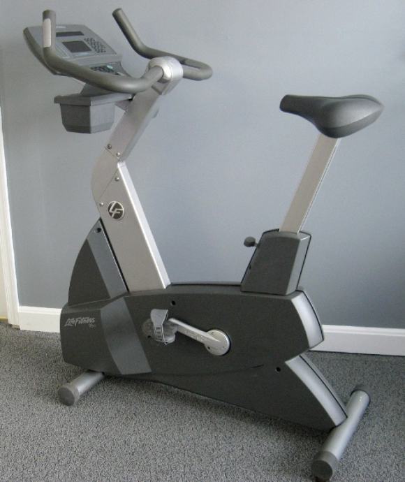 Life Fitness 95CI - Upright Bike