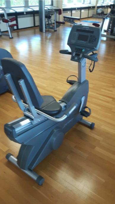 Life Fitness 95RI - Recumbent Bike