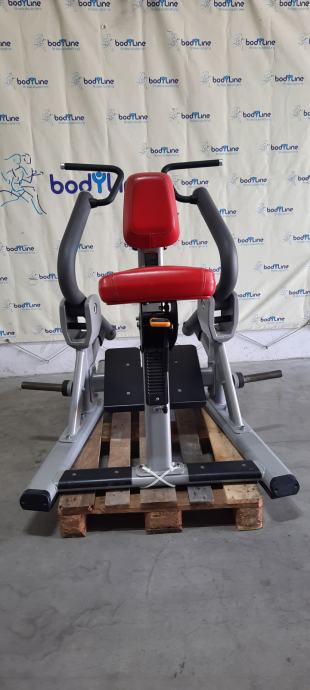 Precor Discovery Seated Row Plate Loaded-NOVO