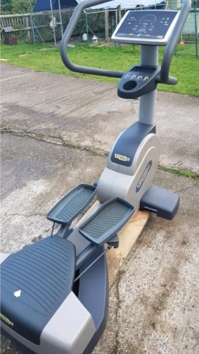 TechnoGym Excite + 500 LED Wave