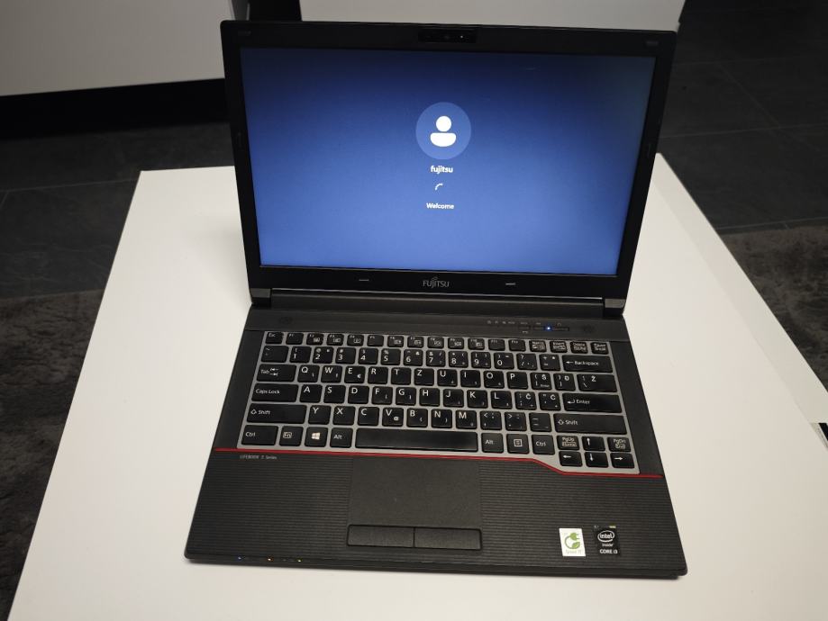 Fujitsu E544 (14.0",i3-4000M,8 GB, SSD 100 GB)