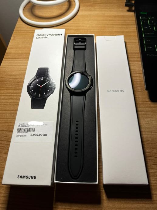 Samasung Galaxy Watch4 (46mm) Classic crni