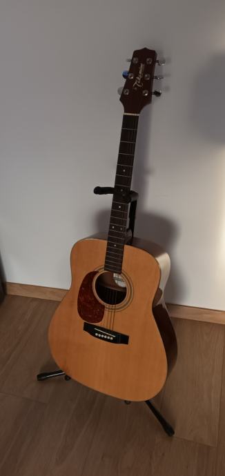 Gitara Takamine G33O