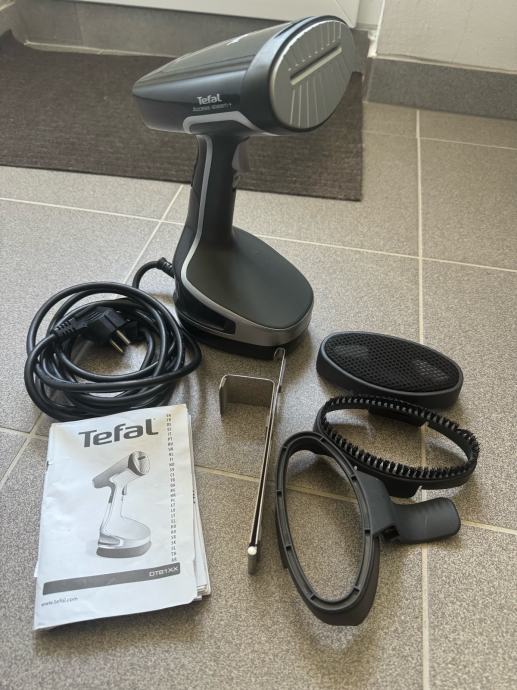 Tefal DT81xx pegla za okomito glačanje