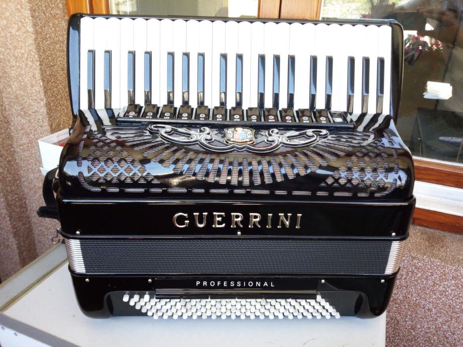 Harmonika Guerrini 2+2 profesional, prerada sa C grif