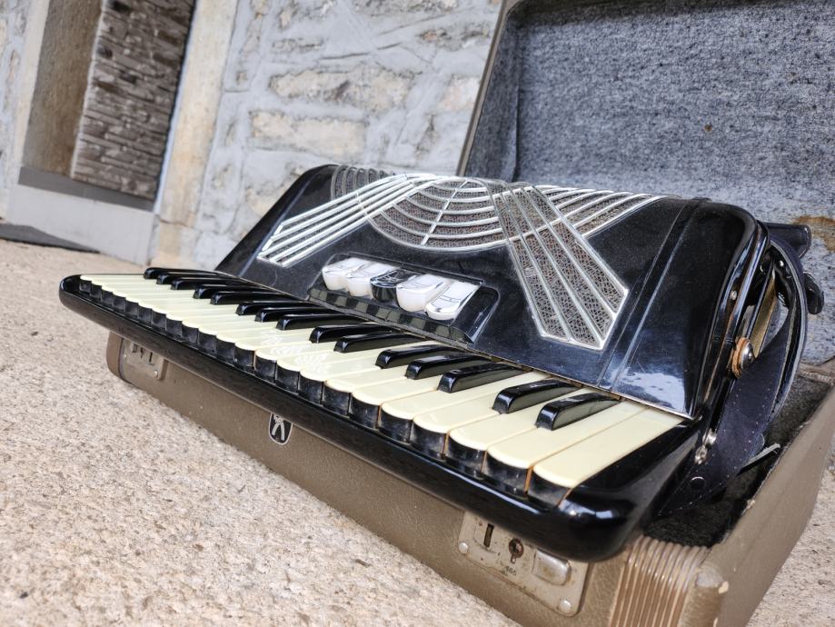 Harmonika Hohner Verdi II 96 bas