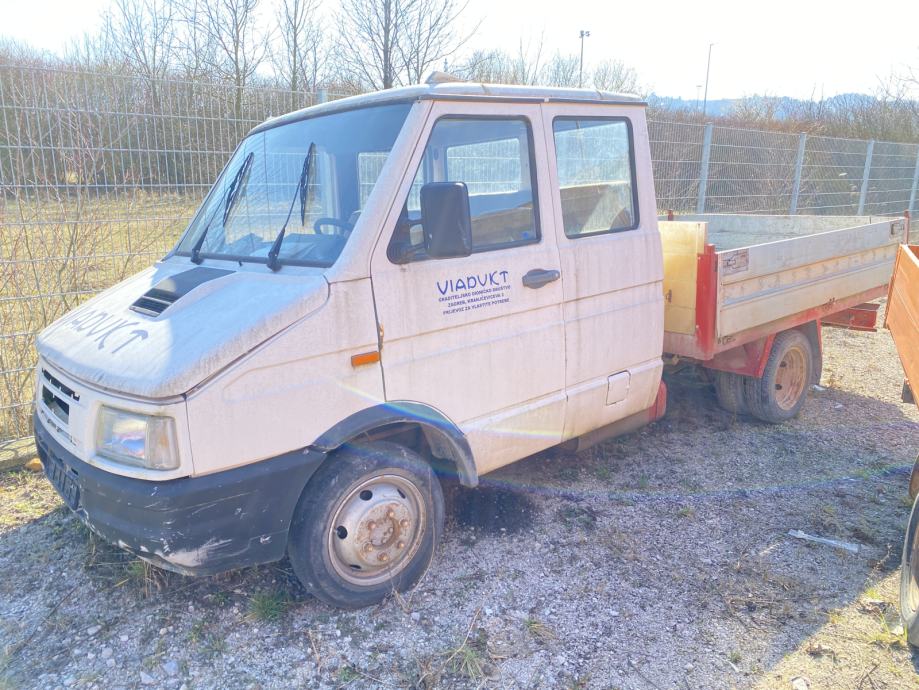 Iveco Daily 35C8 Dupla kabina sanduk