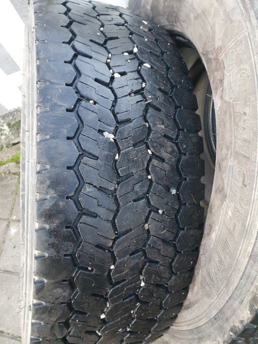 michelin 245/70-17,5