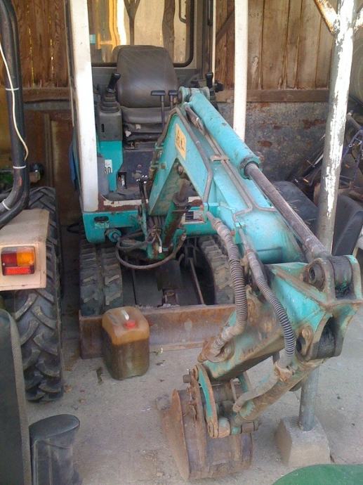 Komatsu mini bager - 5000€