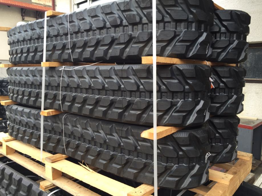 BRIDGESTONE GUMENA GUSJENICA 300x86x52,5