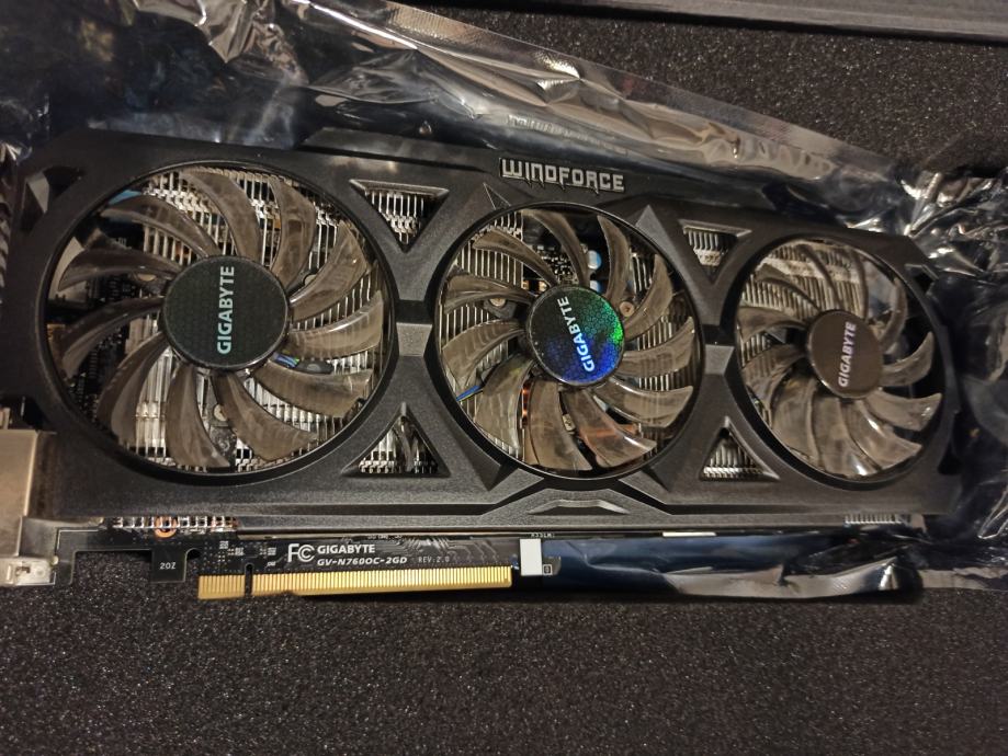 GIGABYTE GTX 760 WindForce 3X OC Rev. 2. GV-N760OC-2GD