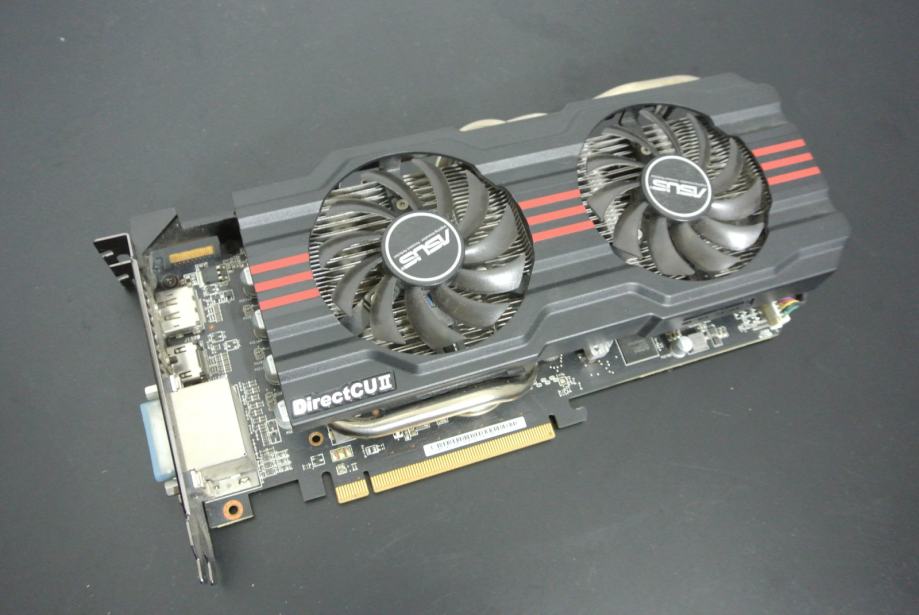 Graficka kartica Asus HD 7870 Direct CUII,2gb ddr5,ispravna !