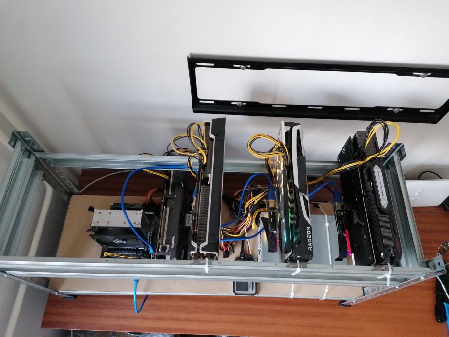 Mining Rig - 4x AMD Radeon RX 6700 XT OC