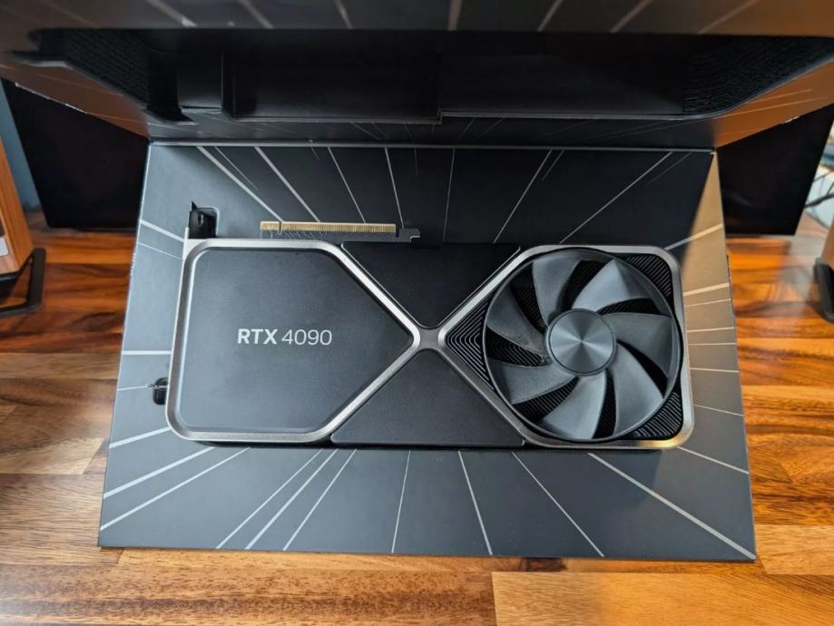 NVIDIA GeForce RTX 4090 24GB GDDR6X FE