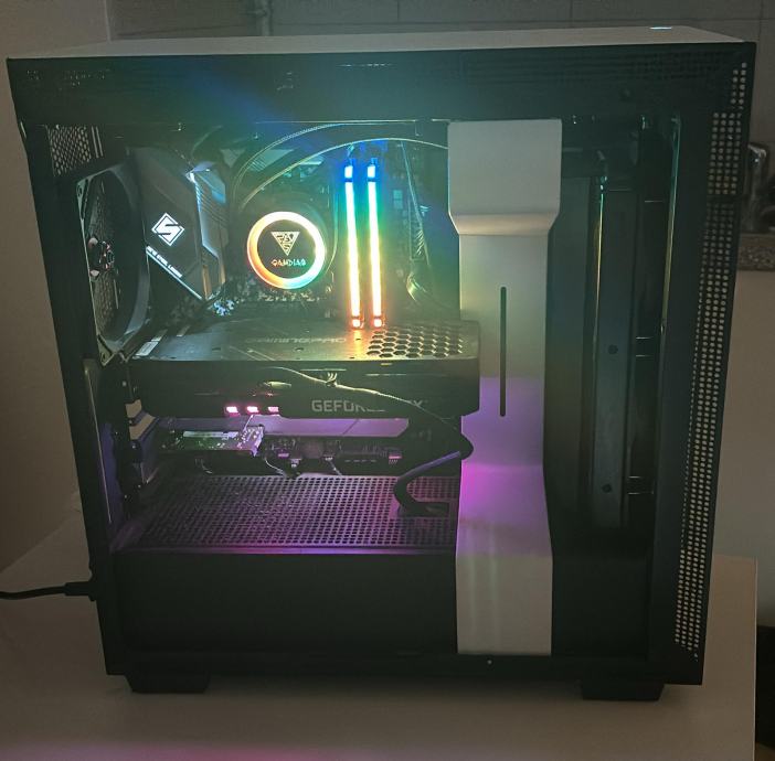 Nvidia palit gamingpro RTX 3070, Ryzen 9 5900x, Corsair 16gb ram VENG