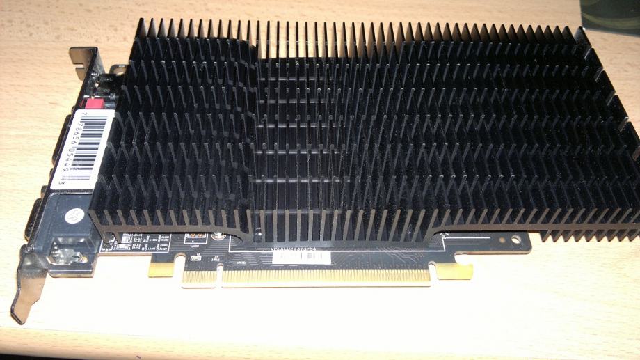 XFX Radeon HD 5670 passive